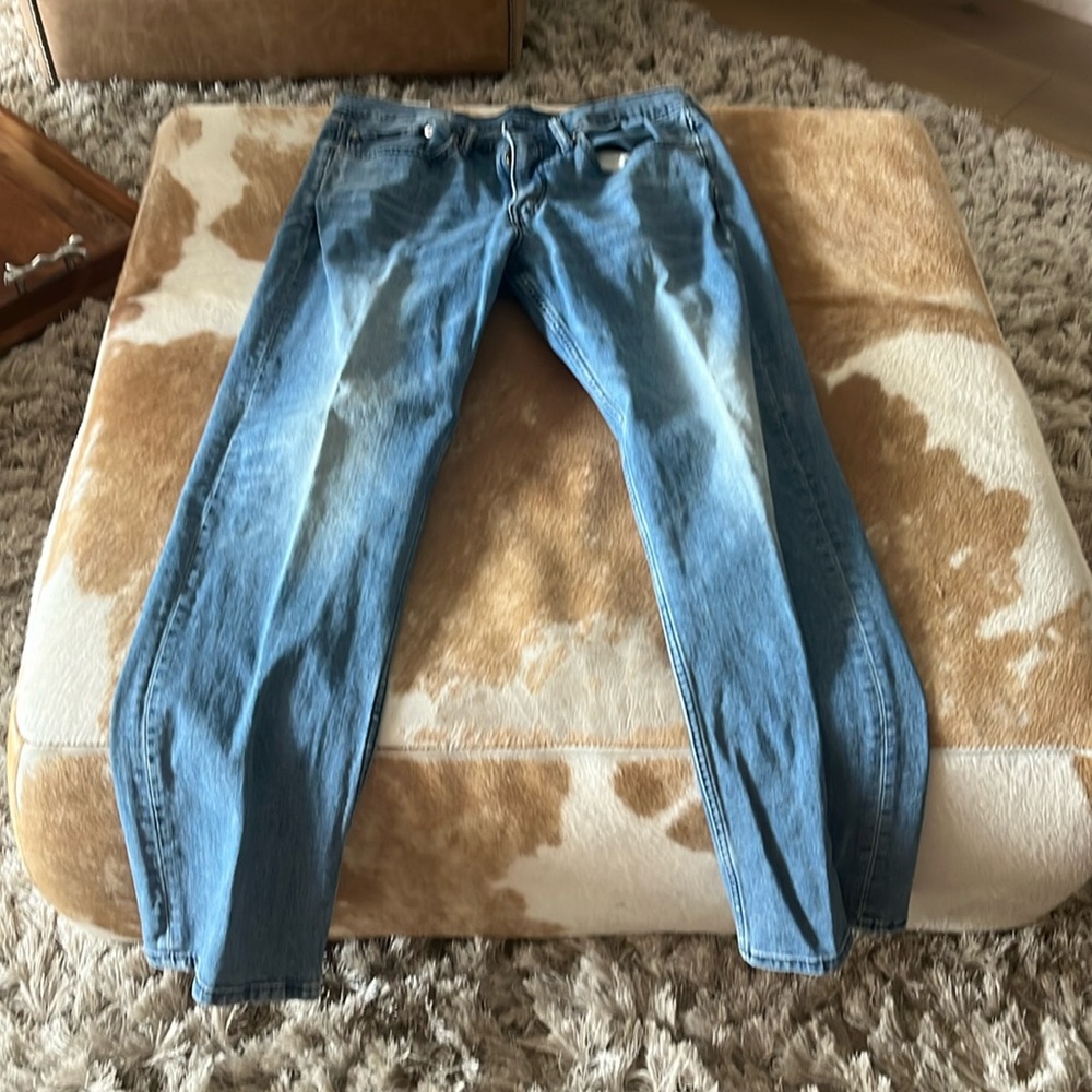 Levi’s 514 Jeans